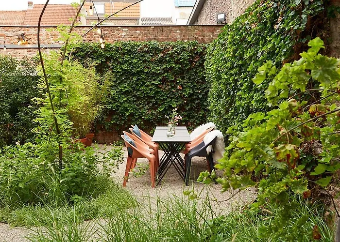 17 Апартаменти